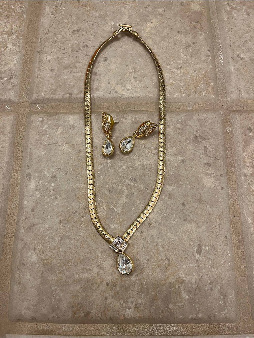 Vintage Gold with Clear Stone Necklace and Earrings